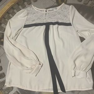 Forever 21 white and black lace blouse